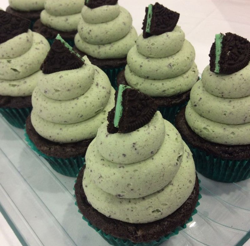 Mint Oreo Italian Brownie Chocolate Chunk White Chocolate  Cheesecake Cupcake