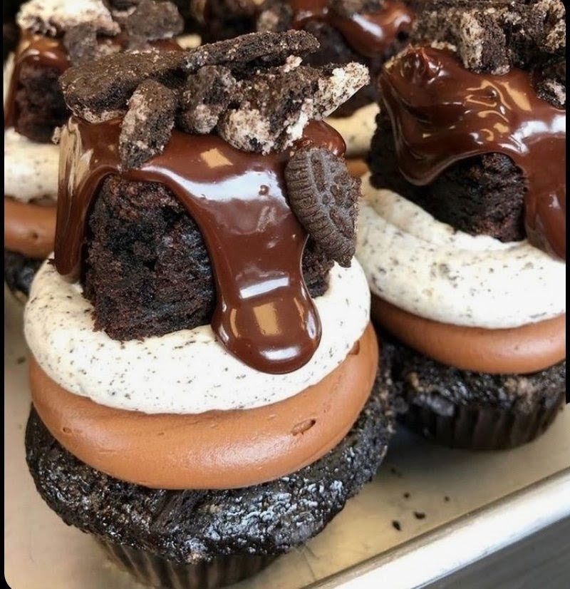 Cookies n' Cream Extreme Fudge Brownie Mousse Cupcake