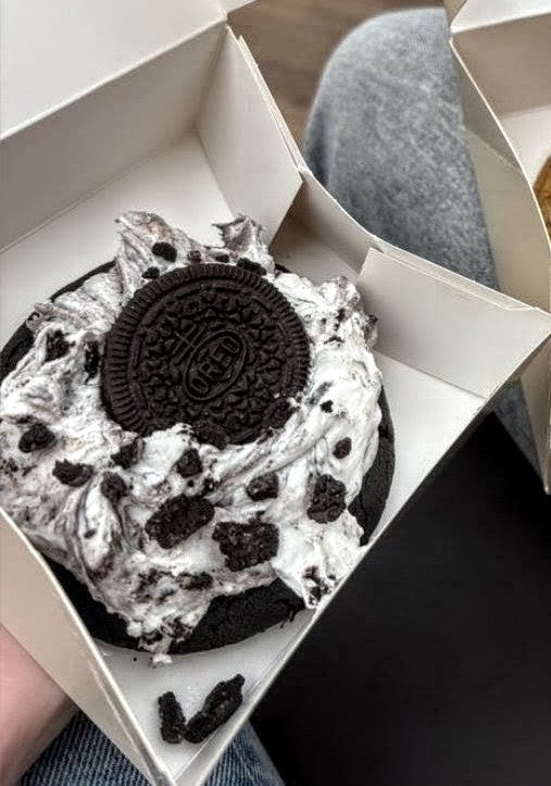 Dove Quadruple Chocolate Chunk White & Chocolate Fudge Pretzel Oreo S'mores Levain Angel Cookie Sandwhich